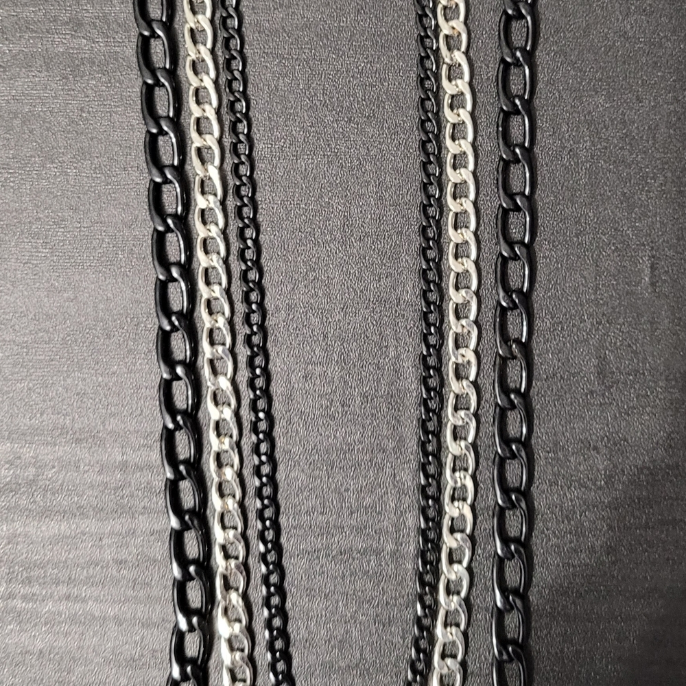 🍂 2/$15 Necklace - Picture 2 of 2